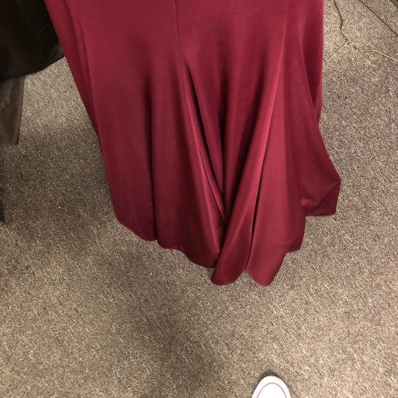 Maroon Formal Gown by STARBOX Size Medium - Picture 7 of 10
